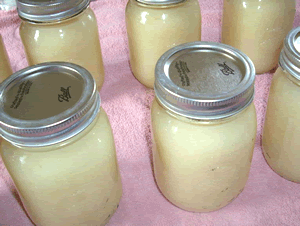 pint jars of homemade applesauce finished