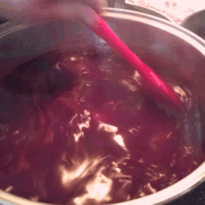 roaring boil rasberry jelly
